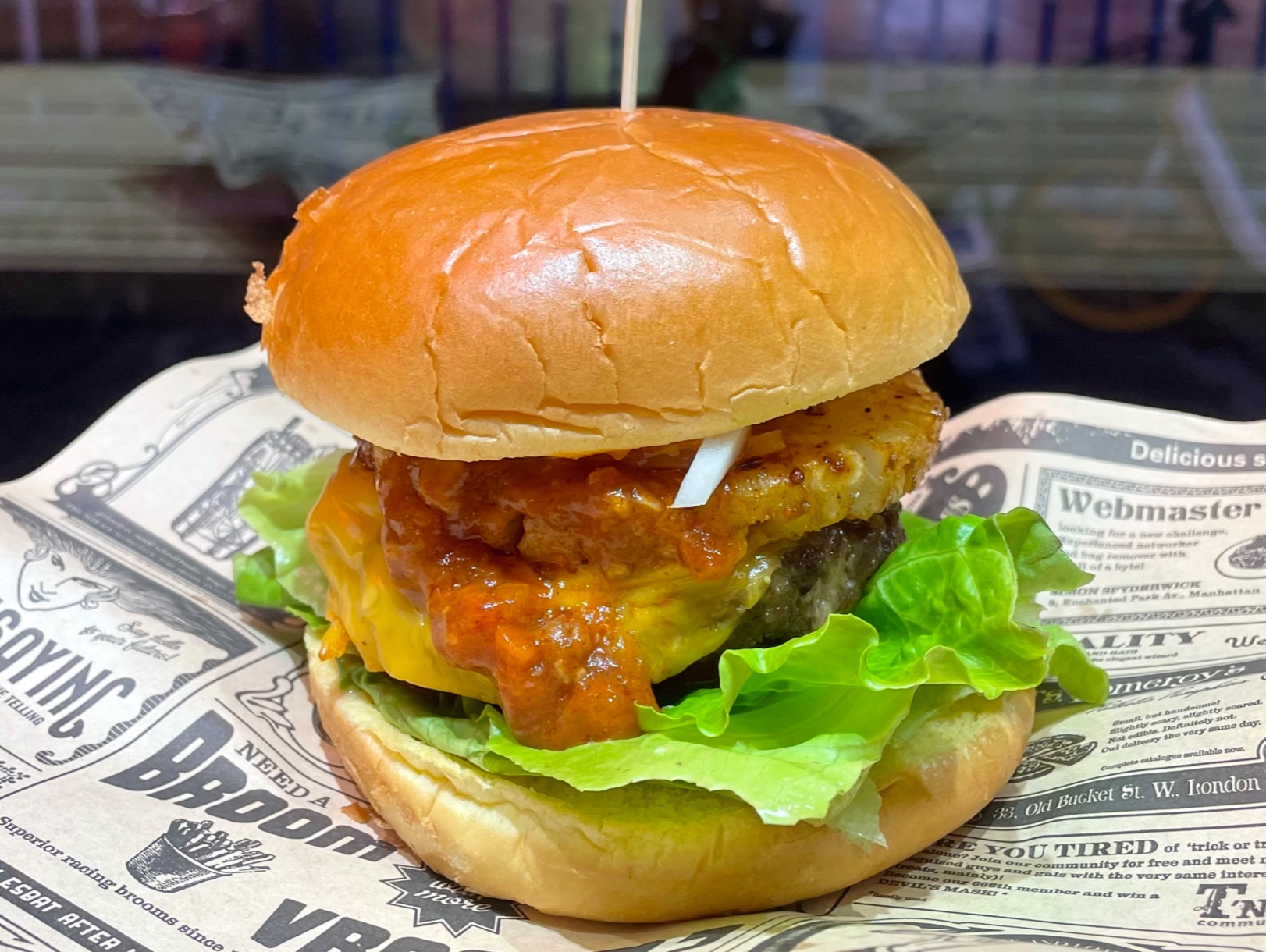 菠萝牛肉堡太棒了