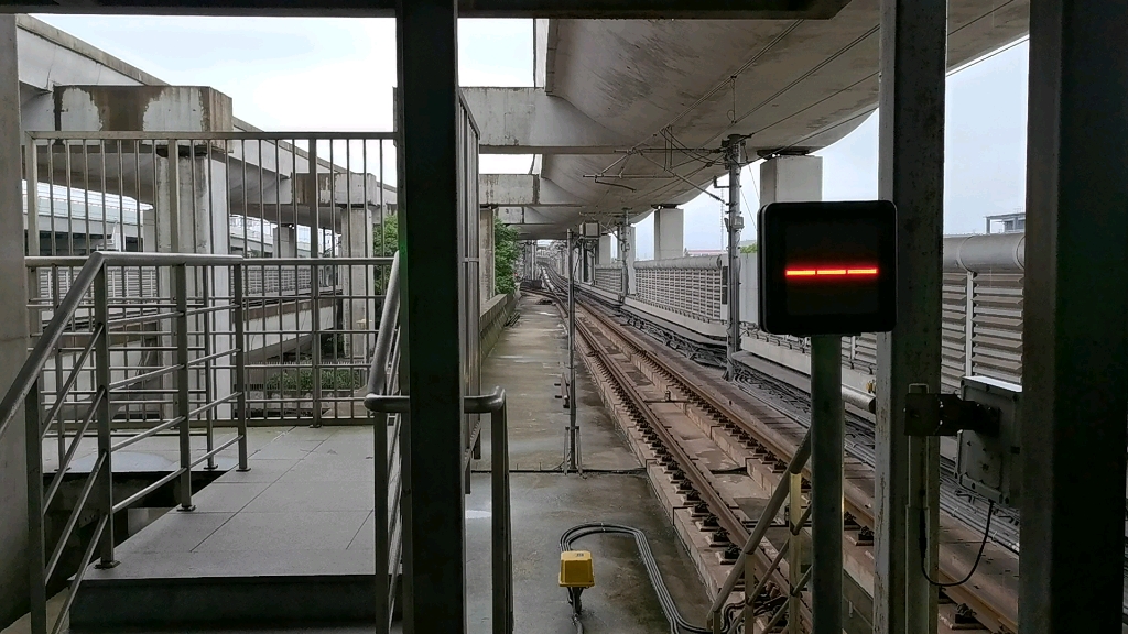 【上海地铁】11号线迪士尼专列1103 罗山路出站 往安亭方向