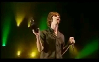 [图]英伦摇滚 | The Verve - Bitter Sweet Symphony (1998年维甘现场)