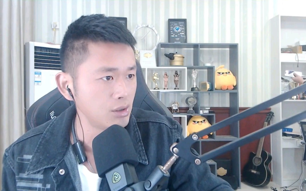 [洪湖小肖今天怼个大坑鱼获爆炸&斗鱼鱼乐盛典户外分区决赛]2023-03