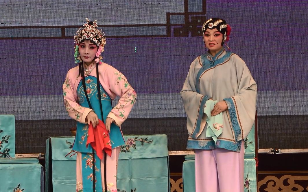 秦腔拾玉镯选段,名旦范晓星人美嗓音好,看一招一式,真会演戏