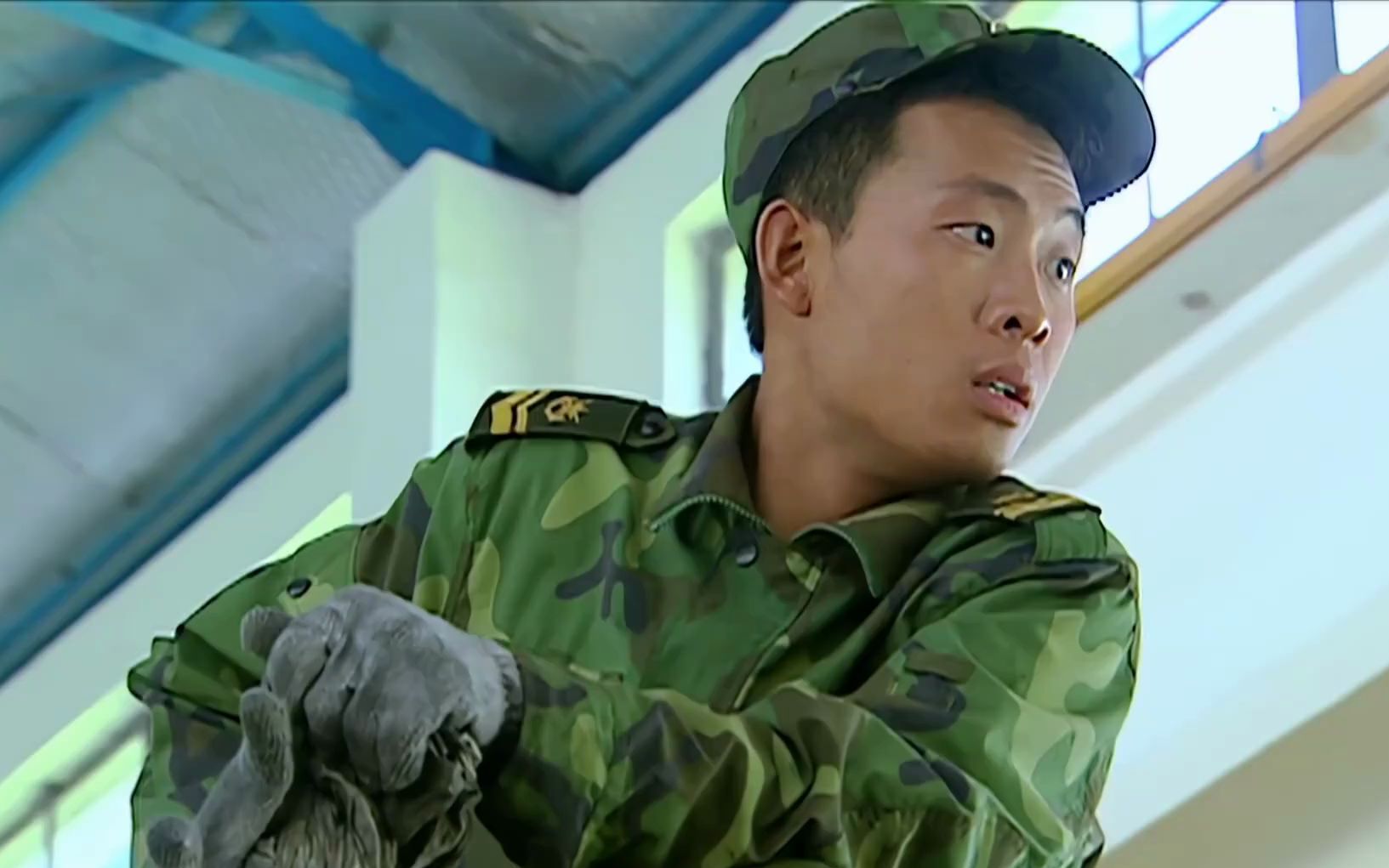 【士兵突击】史今想选三多先进个人,拿烟贿赂六一,你幼稚!