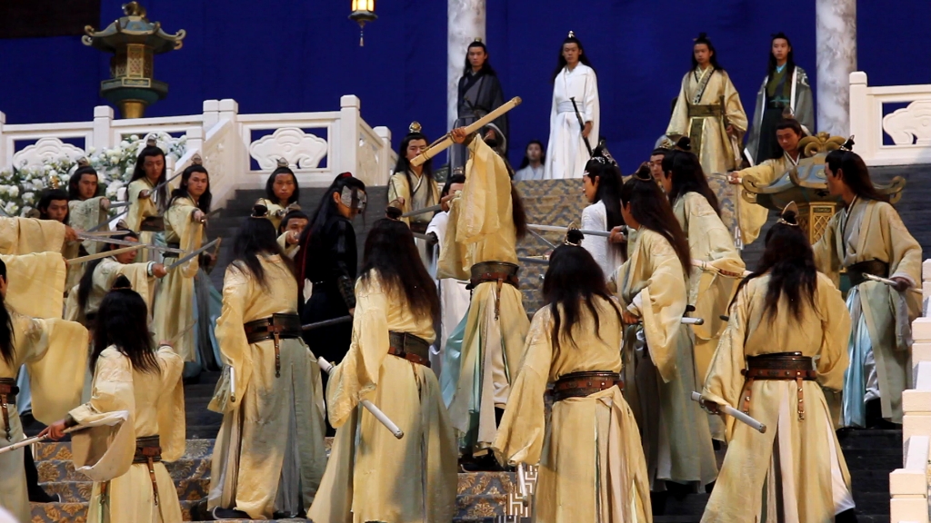 这里就是他们觉得很搞笑的小碎步吧陈情令花絮