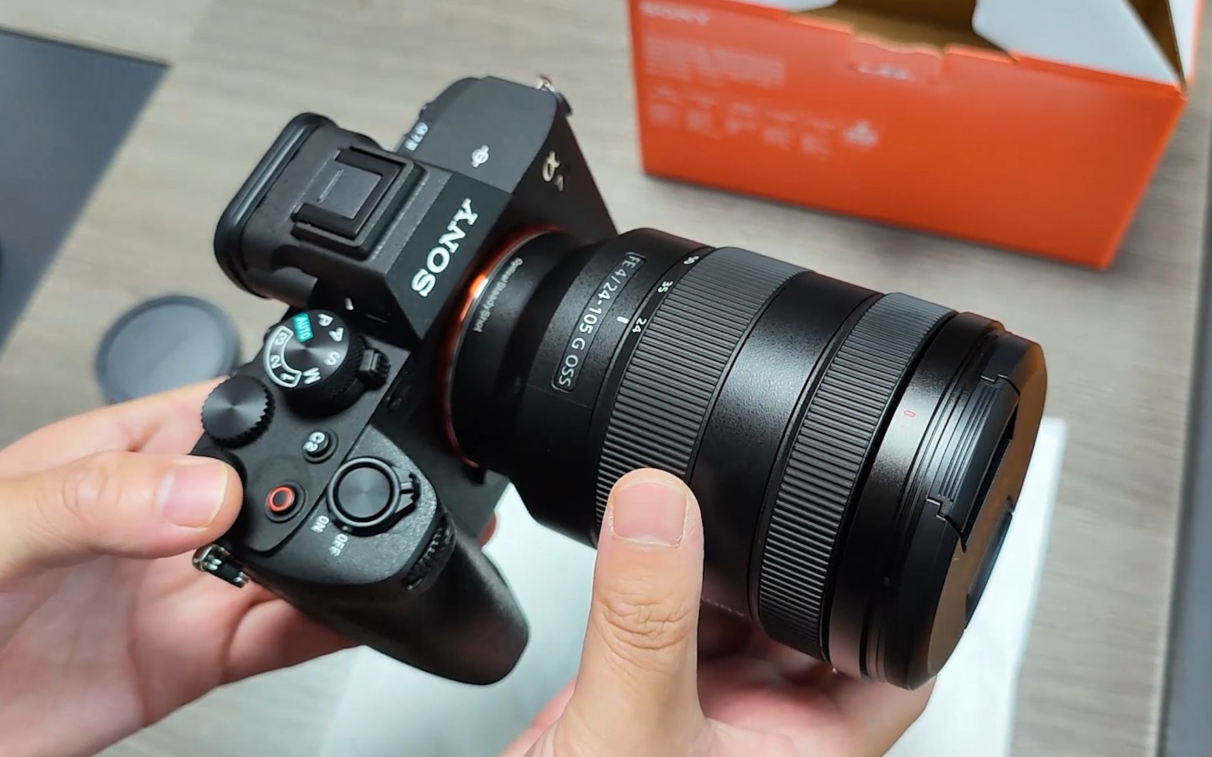 索尼a7m4 24-105g开箱,人生的第一台相机
