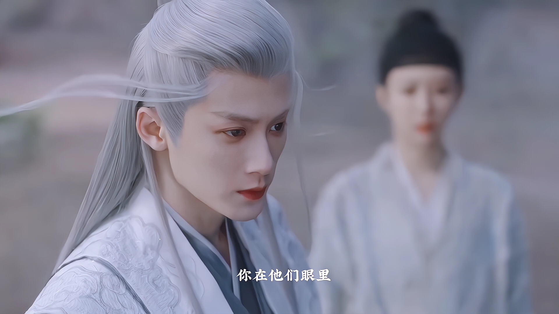 无父无母,连效忠了一生的军队都会看不起他,相柳的死只有小夭会难过.