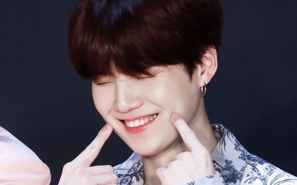 【闵玧其】奶猫出没,笑容狙击,每天一遍,防止抑郁,牙龈笑好爱