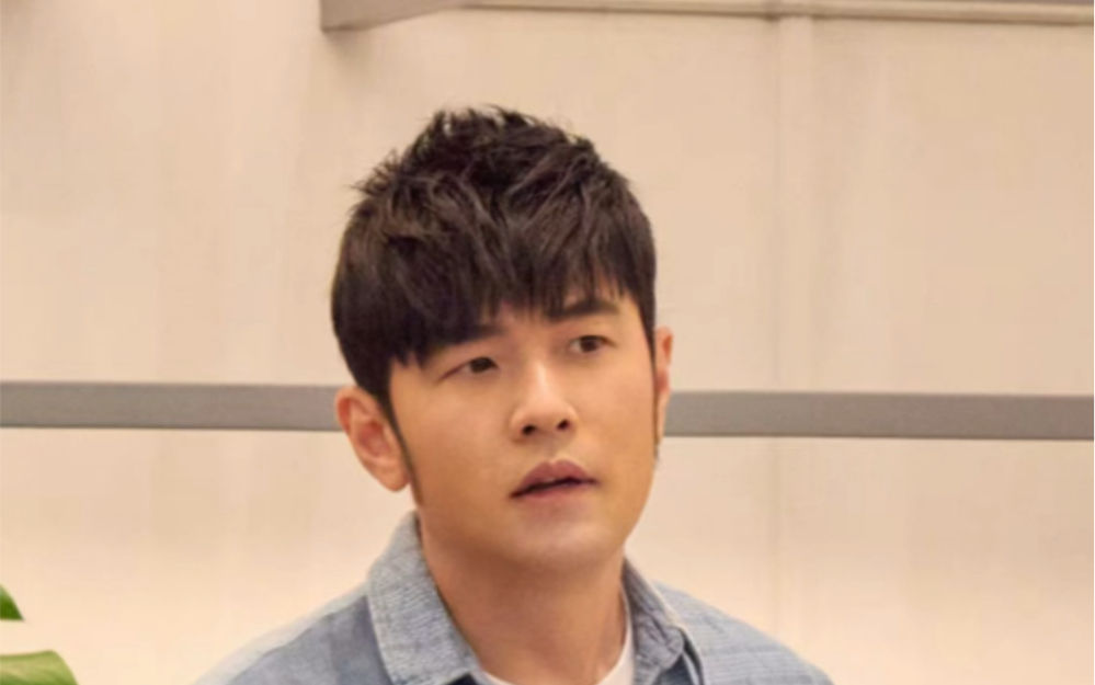 周杰伦可以去央视春晚表演杂技了