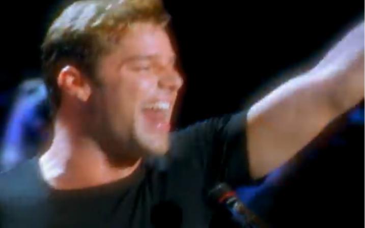 [图]1998法国世界杯足球赛歌曲《生命之杯 The Cup of Life》演唱：瑞奇马丁 Ricky Martin#世界杯 #法国 #怀旧 #怀旧体育