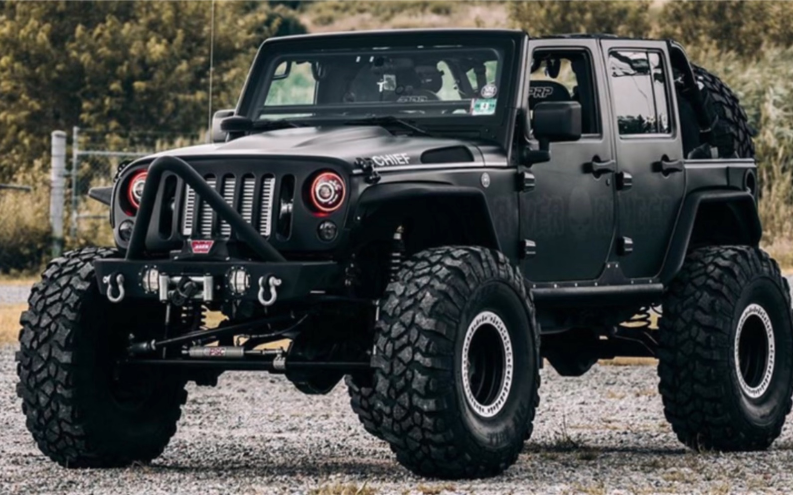 2022款牧马人终于来了!简直比奔驰大g还漂亮,还要啥宝马x5