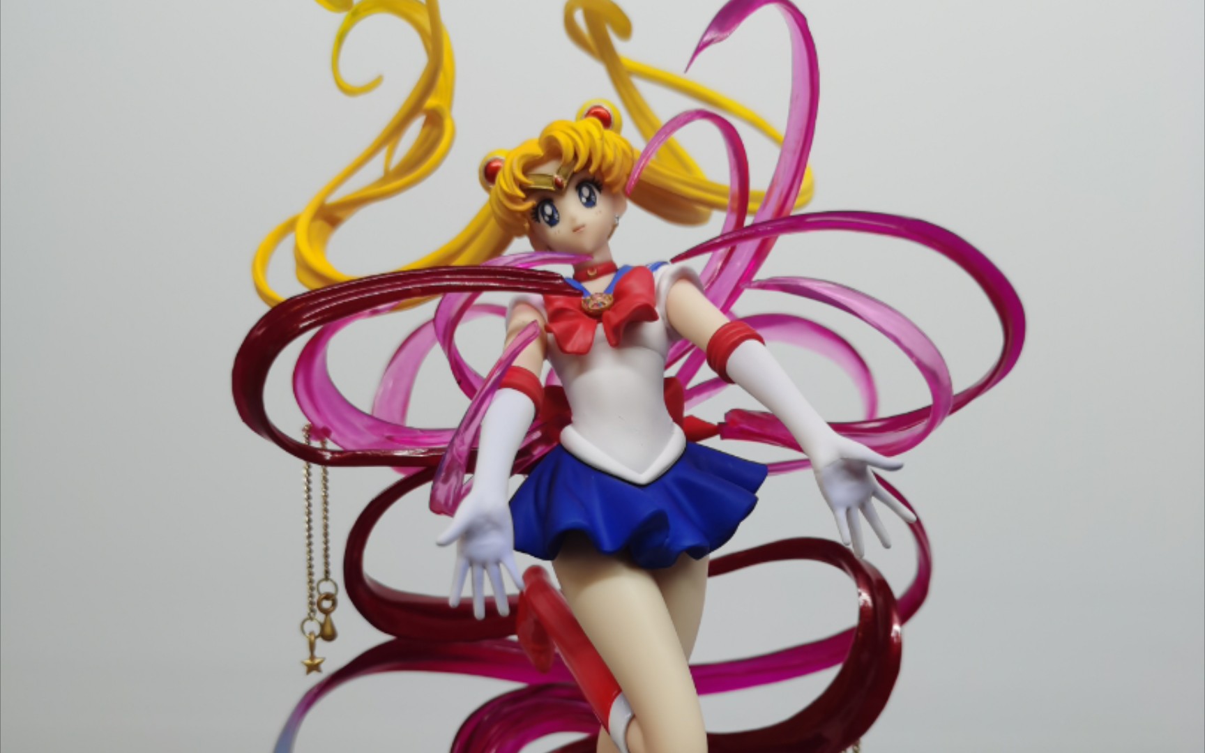 美少女战士水兵月手办显示,造型好看,做工一般.