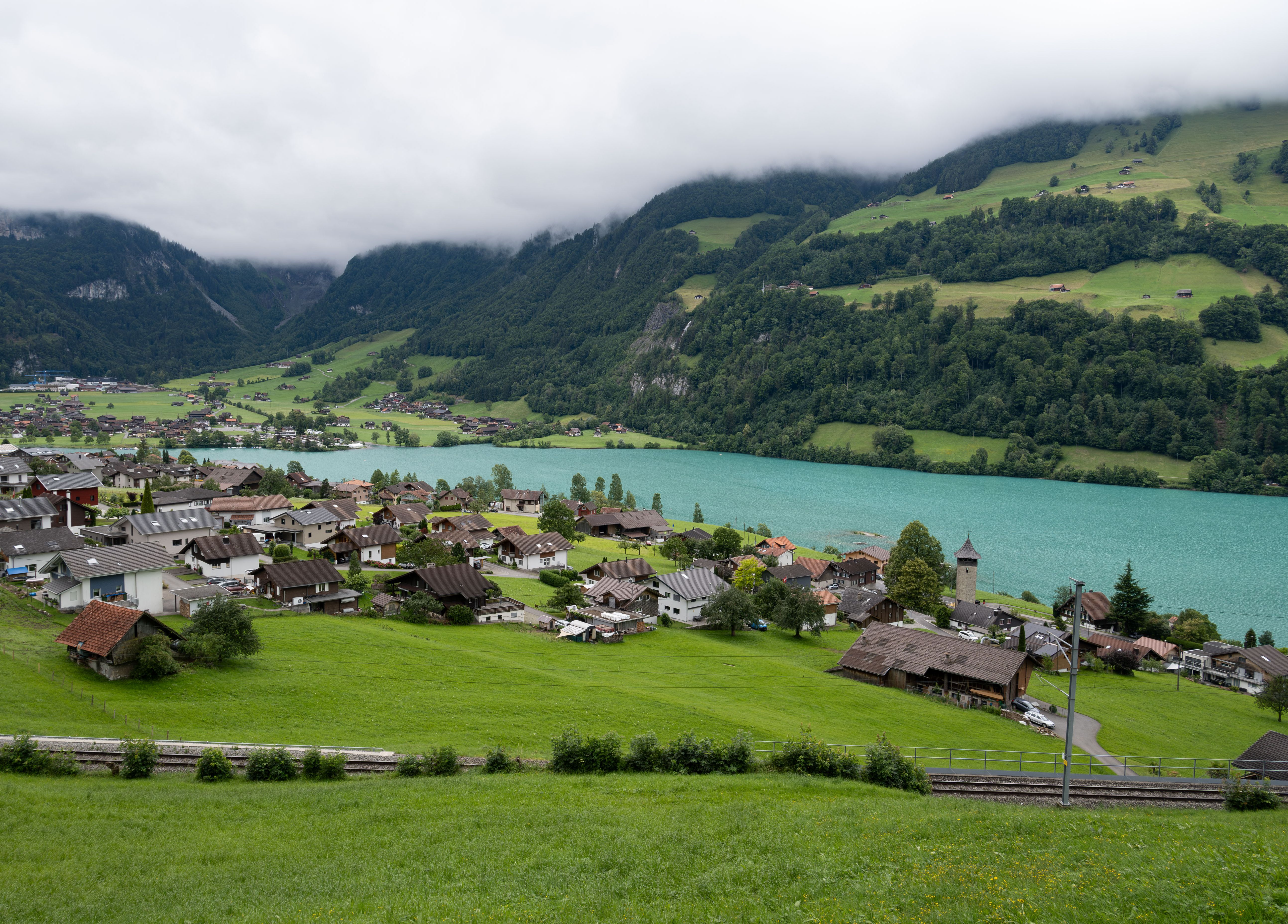 7.7 阴天的龙疆小镇