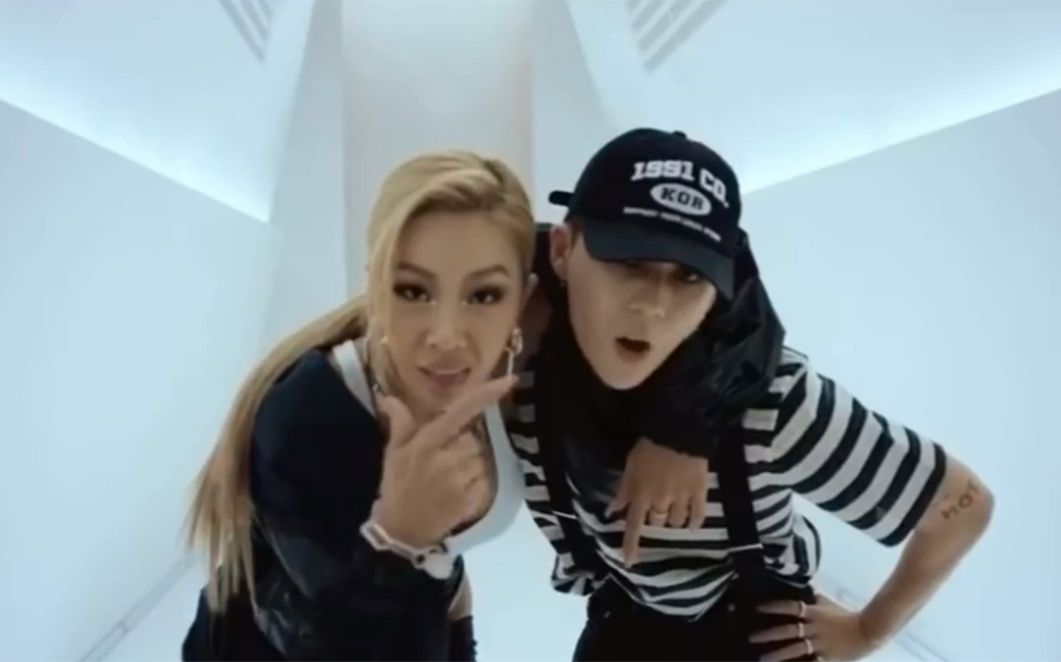 [图]【MV】DAWN - DAWNDIDIDAWN(Ft.Jessi)