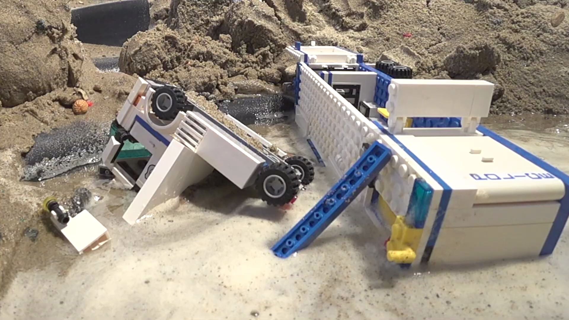 乐高水坝决堤 - 警车和桥 - kmcandbt