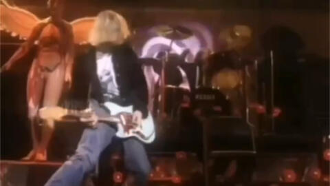 Kurt Cobain greets Sonic Youth 1991-哔哩哔哩