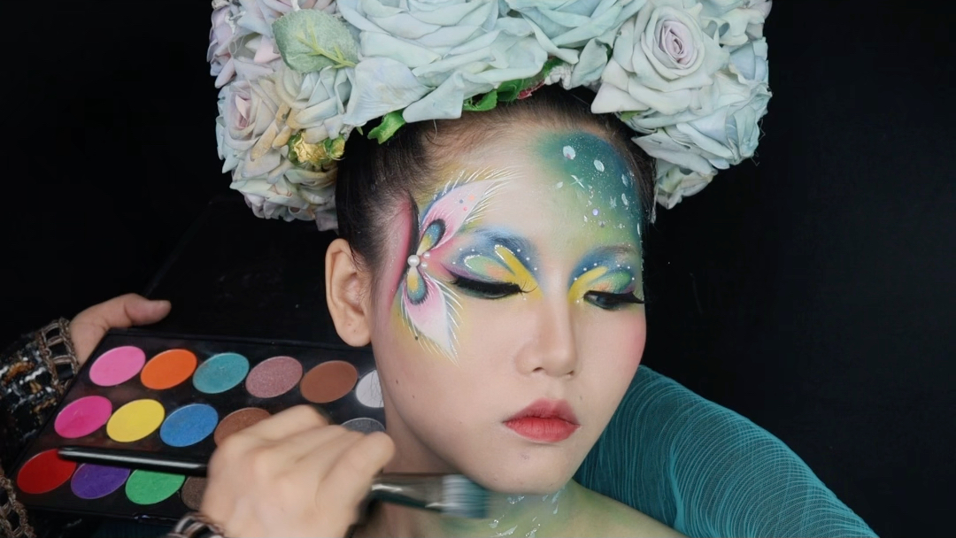 【阳洋化妆培训·创意彩绘妆】