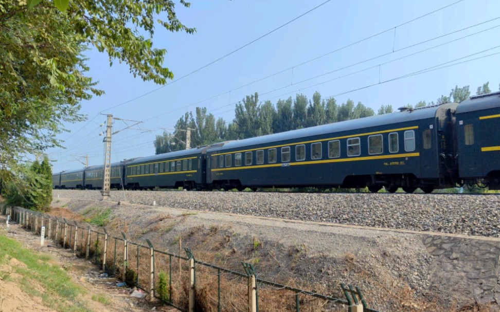 【京九线】z186晚点通过京九线k381,本务hxd3d-0240