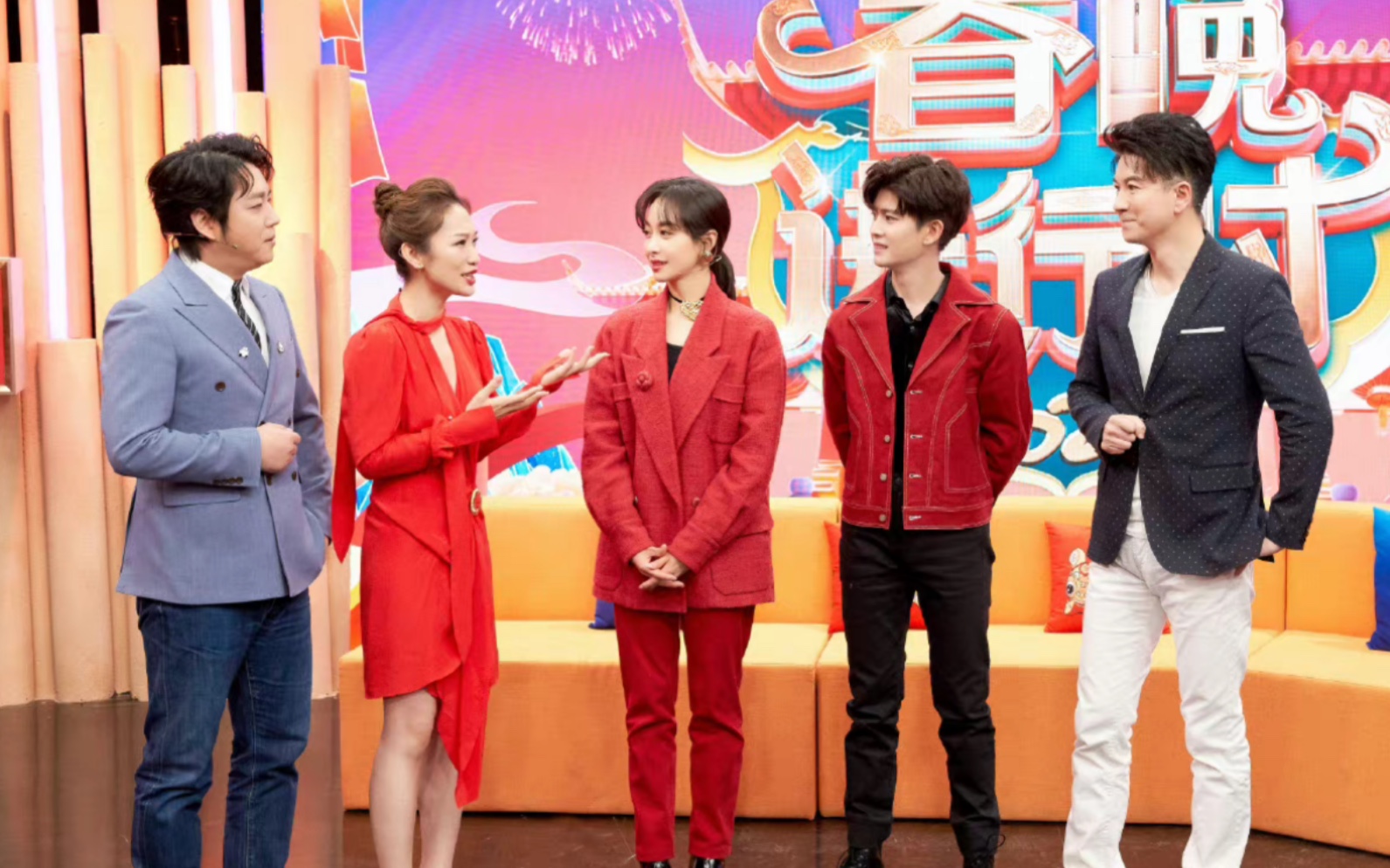 宋茜任嘉伦春晚进行时记忆力大考验两个小机灵鬼