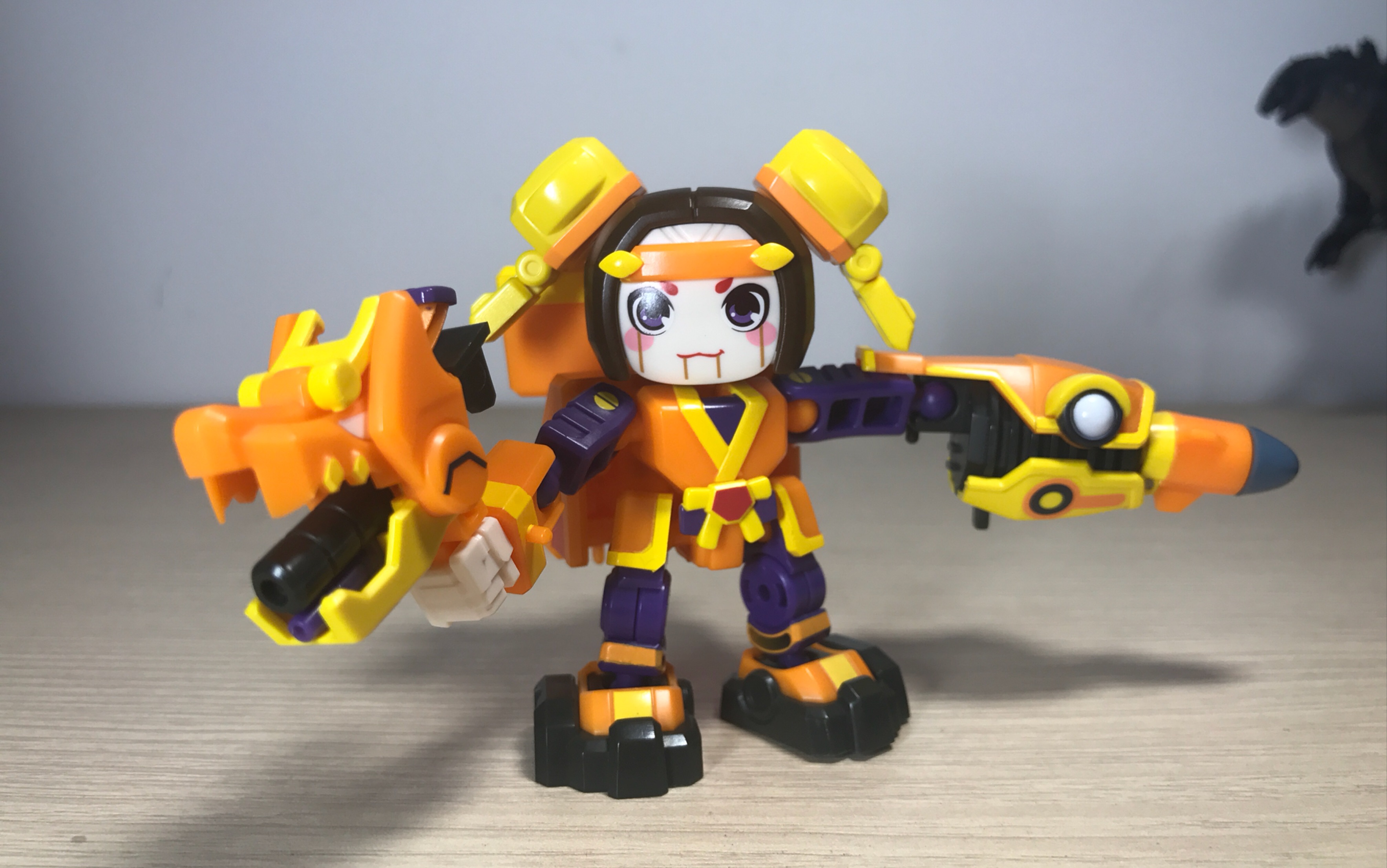 鲈鱼宴的玩具分享第20期鲁班七号王者荣耀机关造物万能匣52toys变形