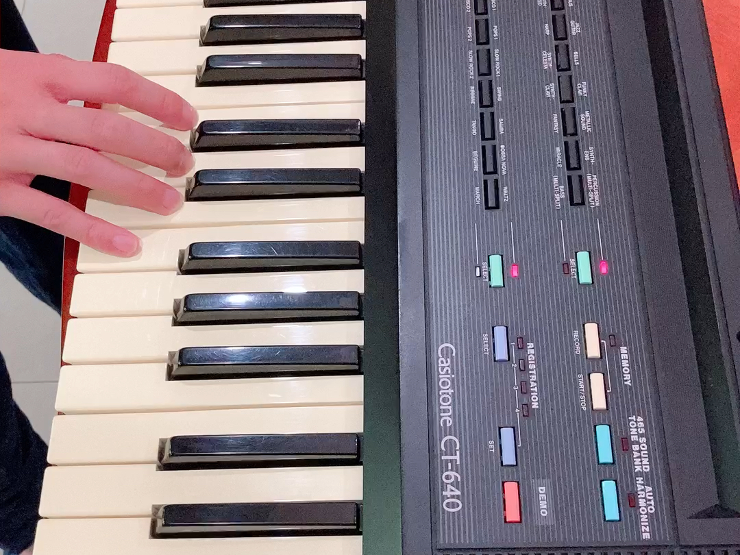 90年代日本原产电子琴 做工性能优秀!成色非常好!