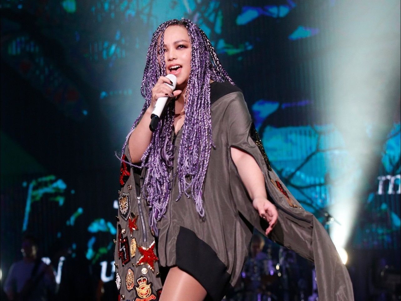 火 - 张惠妹 (第13届华语音乐榜中榜压轴表演)