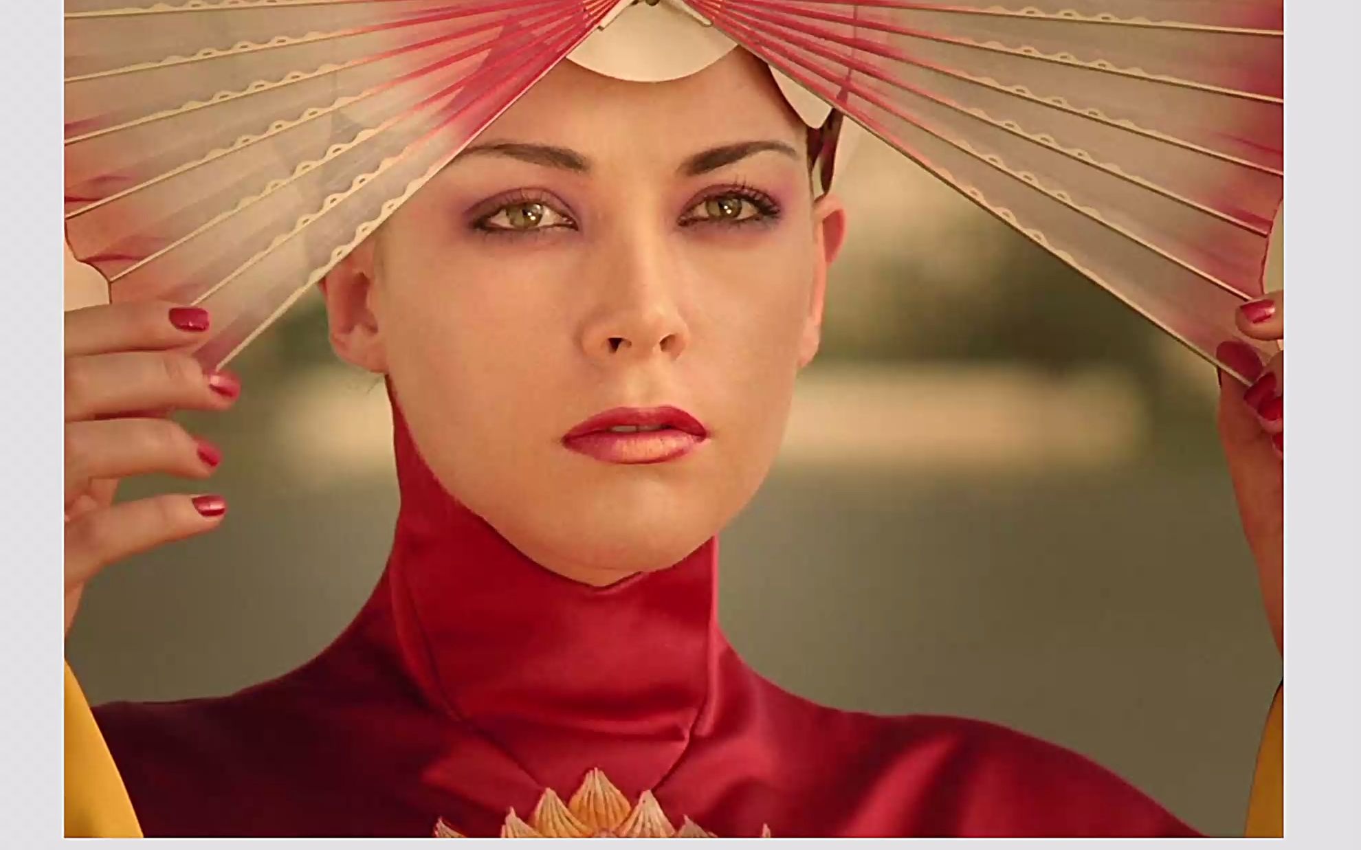 电影《坠入》,那些美轮美奂的精彩画面