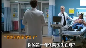 用母爱守护着她的双子星，母爱真的很伟大！