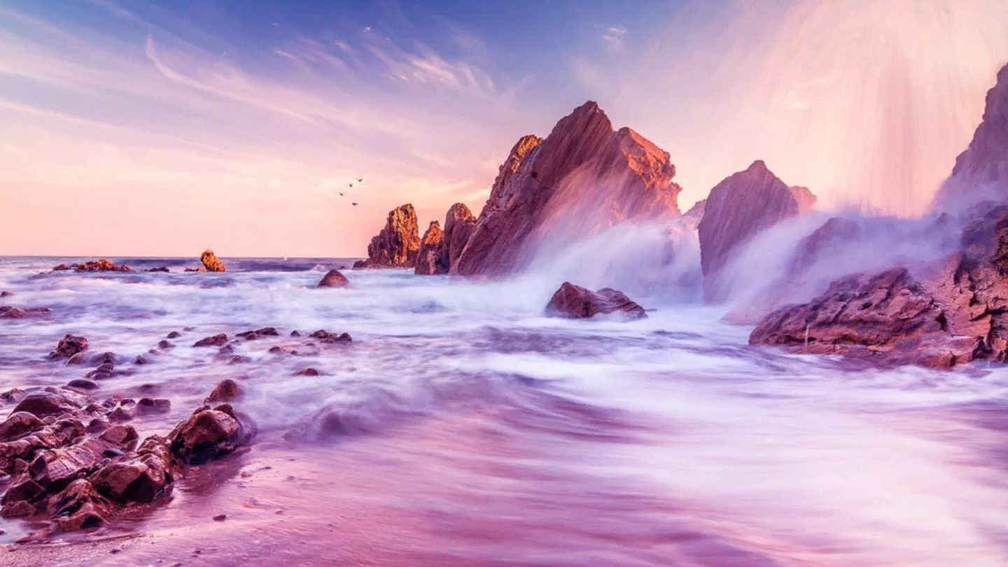 世界上最美的紫色沙滩图片