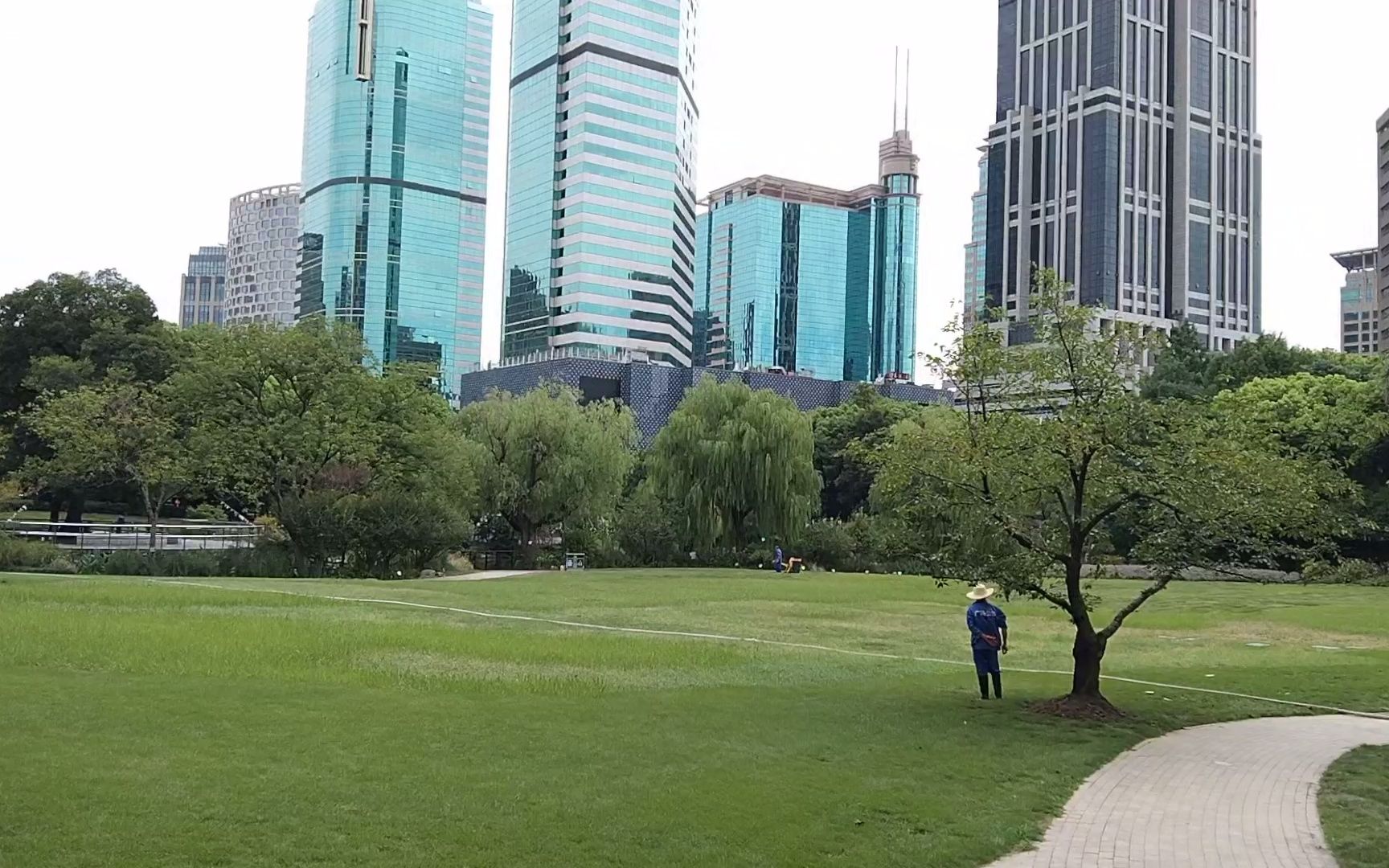 初秋的延中广场公园_哔哩哔哩_bilibili