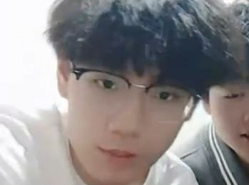 爸爸为帅哥儿子们找媳妇,看脸进3——2024-03-10 22-05-23_抖音红薯鲜