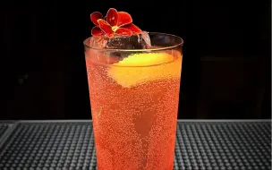 下载视频: 鸡尾酒：秀兰 邓波儿（Shirley temple）