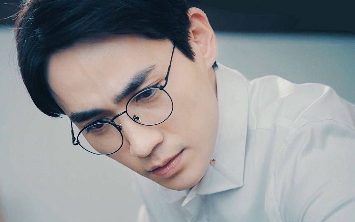 【镇魂 || 朱一龙】【沈巍个人向】今天也是沈教授逼我做颜狗的一天