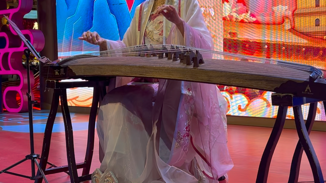 大唐古装美女千艺,古筝听闻远方有你