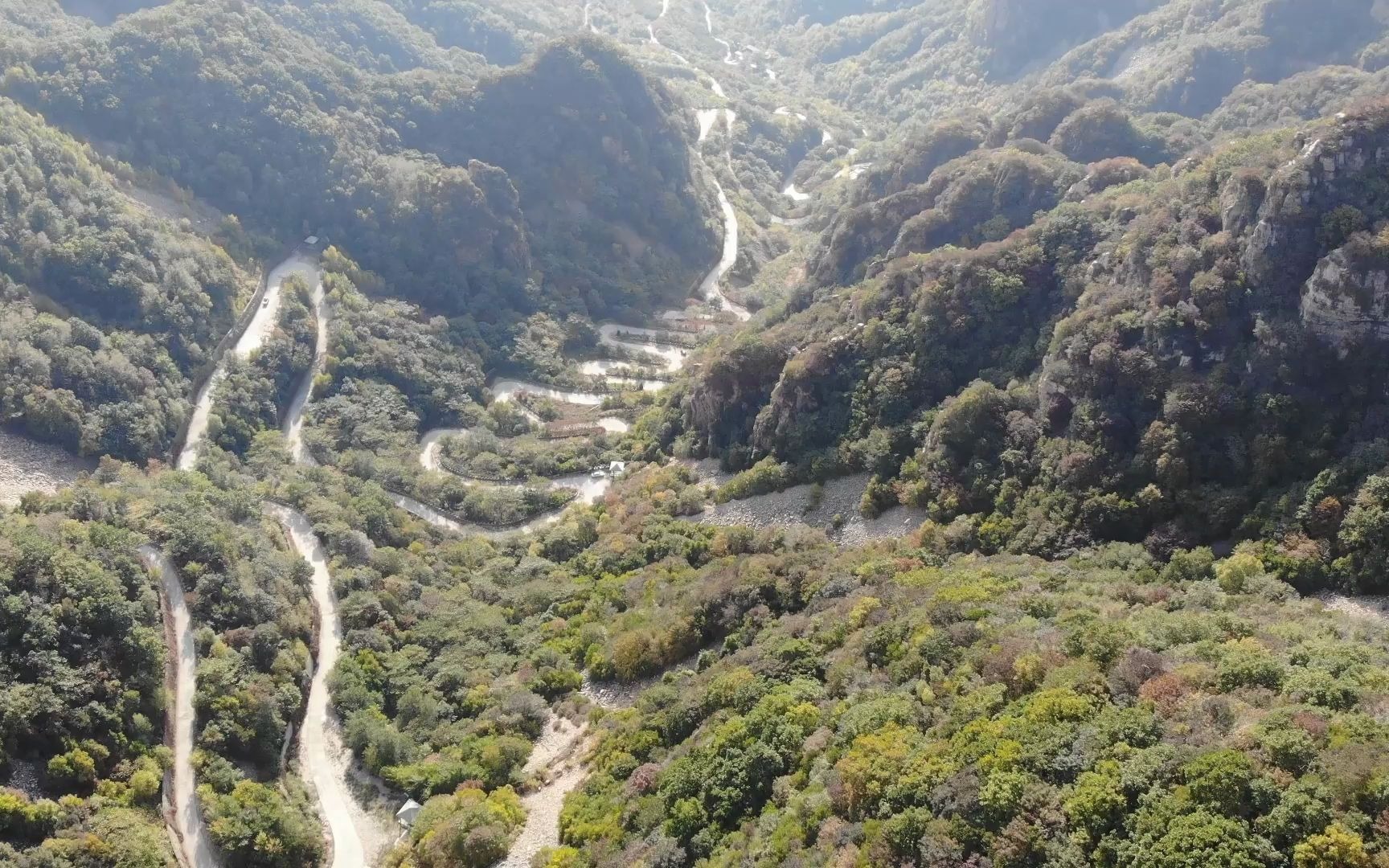 北京平谷東指壺盤山路 大疆air隨手拍