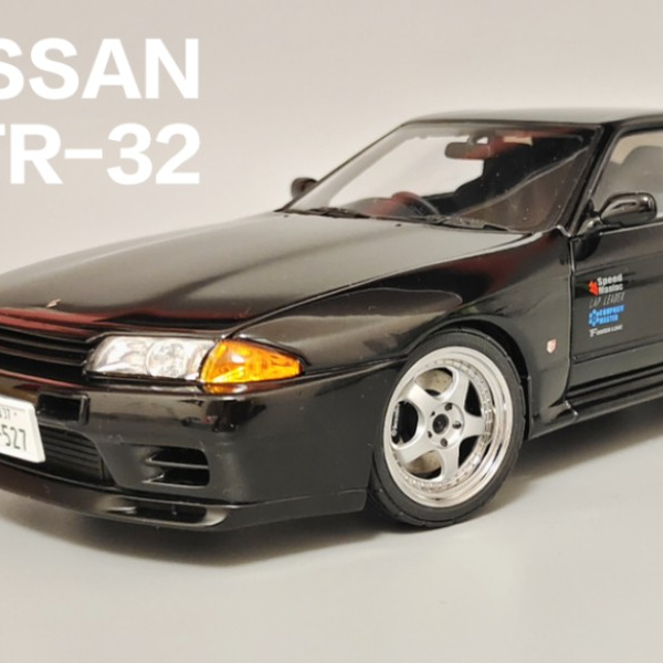 头文字D剧场版斗走中里毅钣金王东瀛战神NISSAN SKYLINE GT-R 32 V-SPEC II AUTOart 1:18  合金汽车模型_哔哩哔哩_bilibili