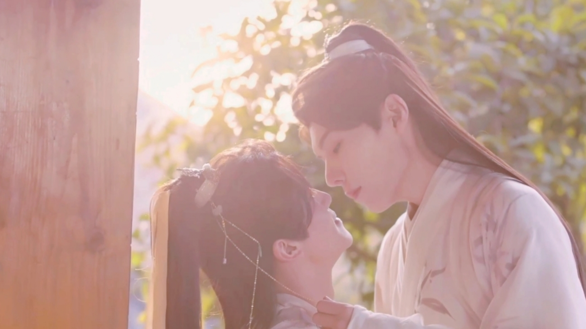 小情侣亲个嘴咋这么难 怀恩快得"哥哥"ptsd了