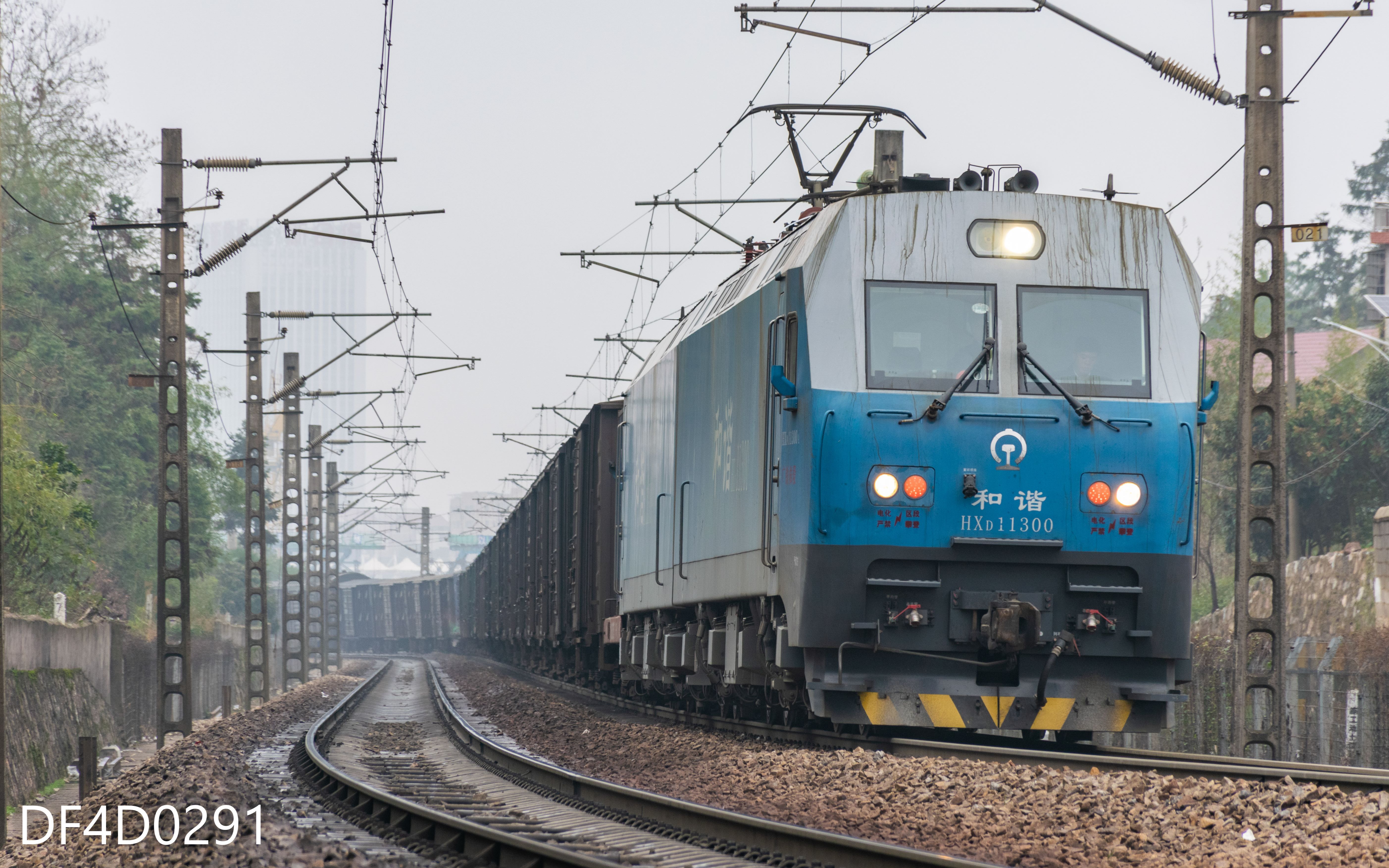 【火车】hxd11000系(蓝精灵)牵引货列通过沪昆线k1224_哔哩哔哩_bili
