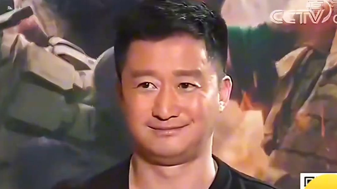 小表情是骚拉哄的