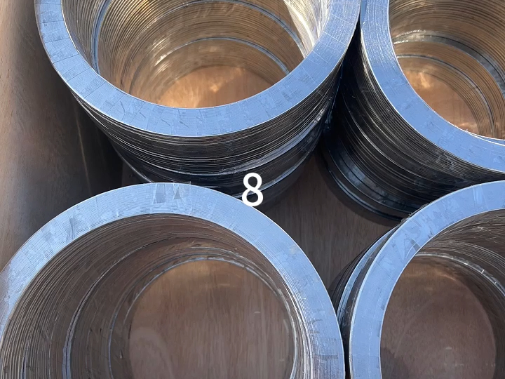 不锈钢304金属缠绕垫四氟石墨垫片复合加强耐高温内外环密封法兰