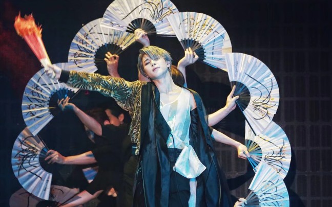 朴智旻田柾国狐仙舞扇长袖飞舞爱豆直拍