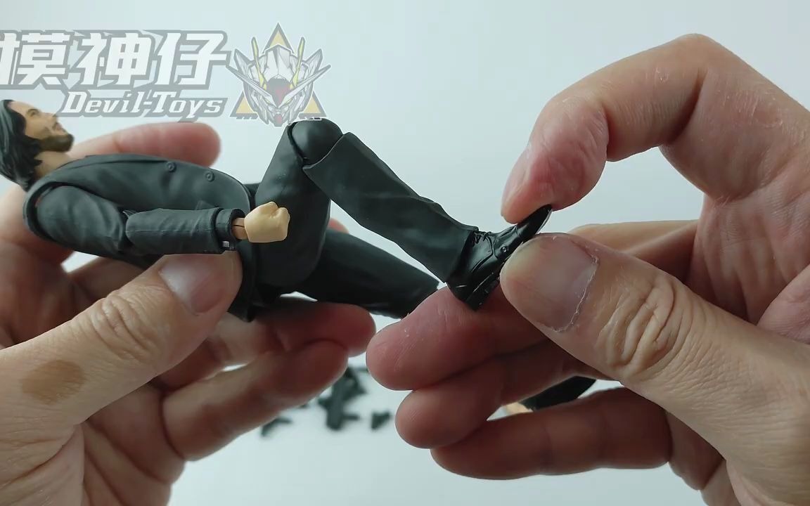 [图]MAFEX No.070 捍衛任務（John Wick）基努·李維 medicomtoy 4k