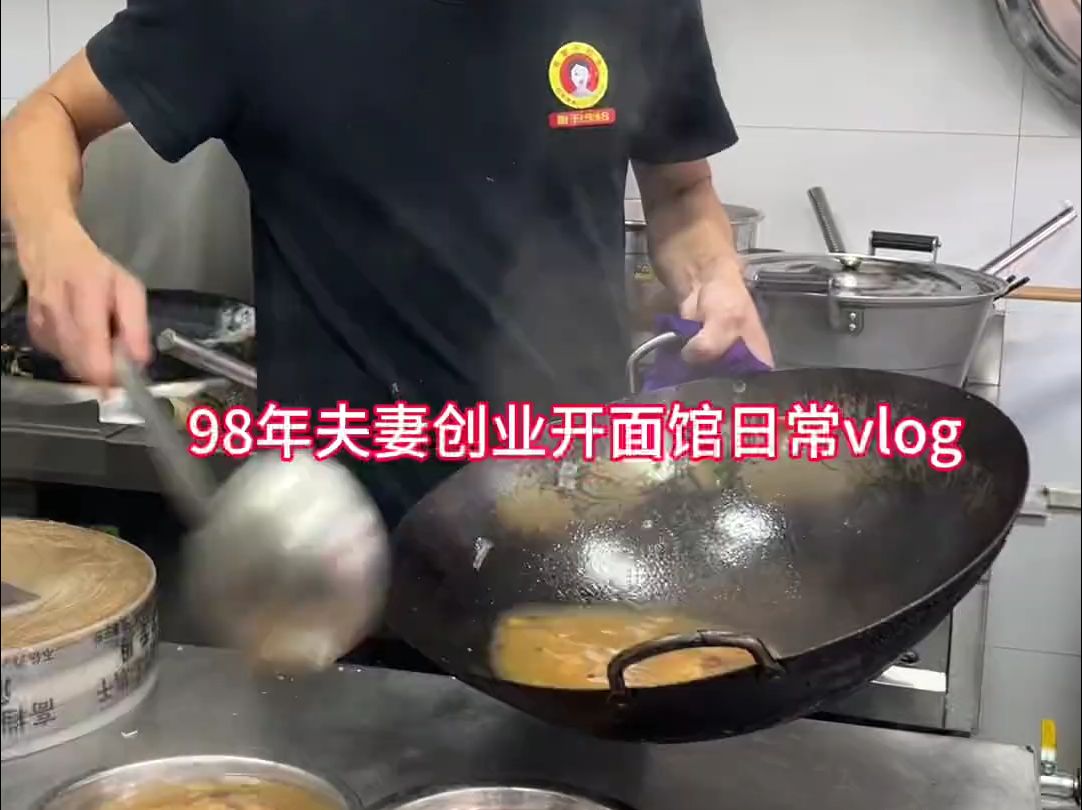 市井长巷,聚拢来是烟火,摊开来是人间,在该奋斗的岁月里,对得起每一寸光阴哔哩哔哩bilibili