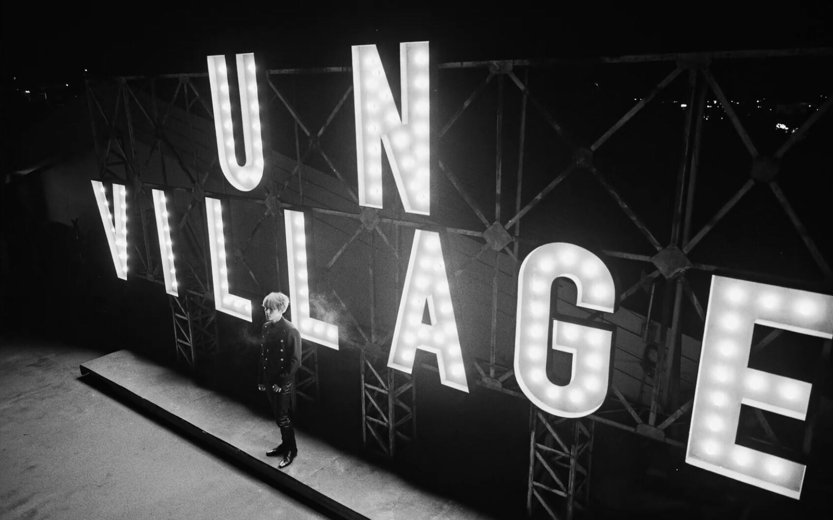 新人歌手边伯贤迷你一辑《city lights》合集