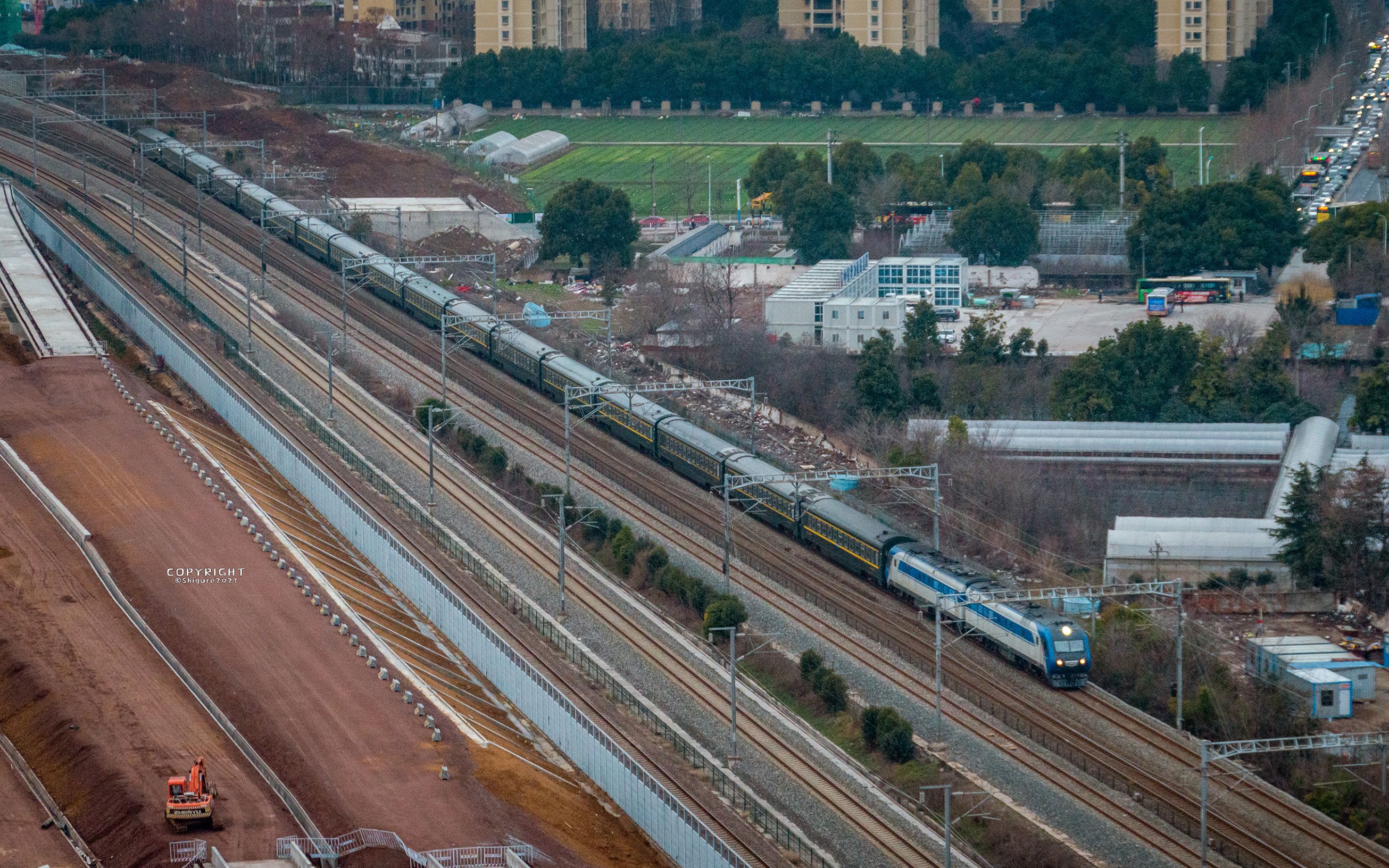 【宁西铁路】df11g牵引z225通过合肥西站