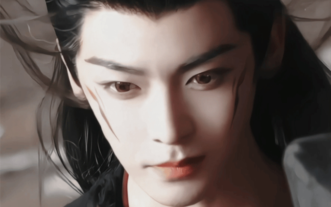 一双古井无波的眼睛透出悲天悯人的气息,充满了神性与悲凉