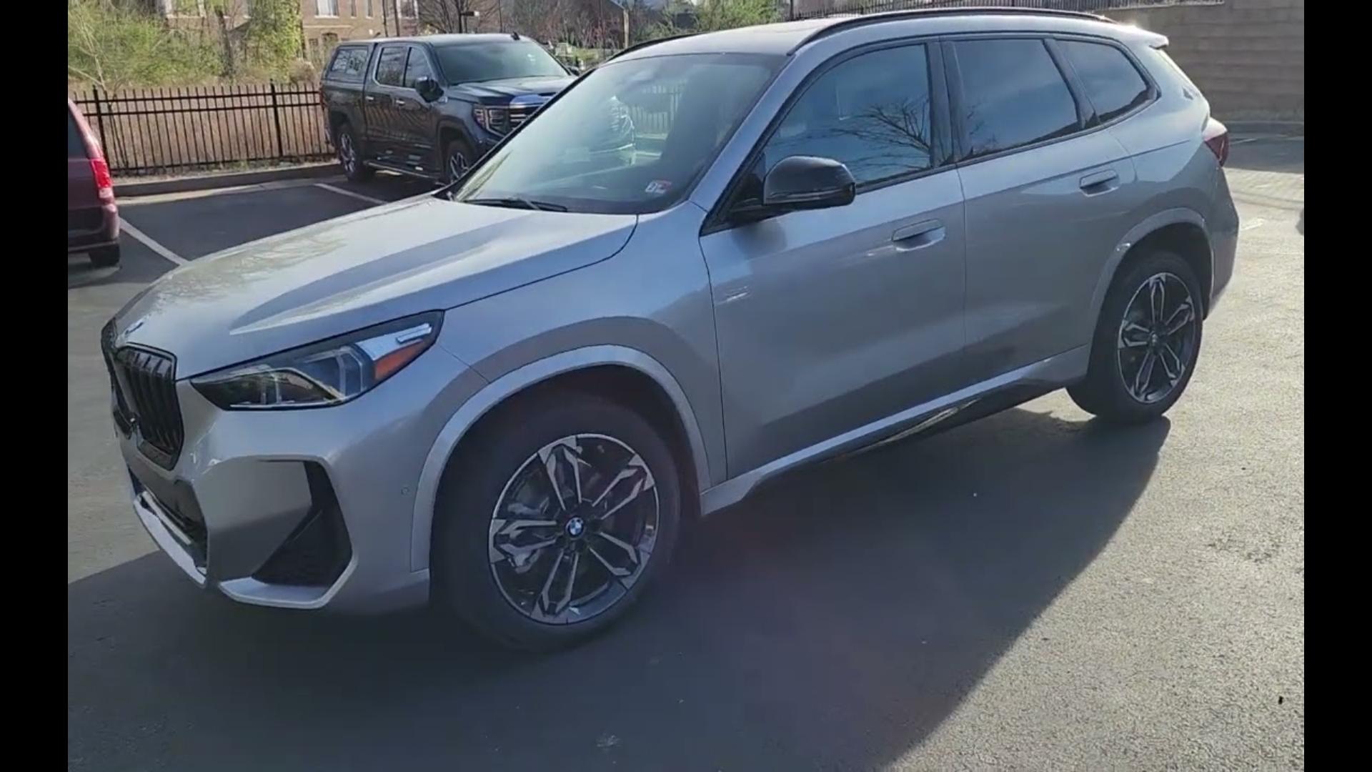 全新宝马x1 星空银 赏析