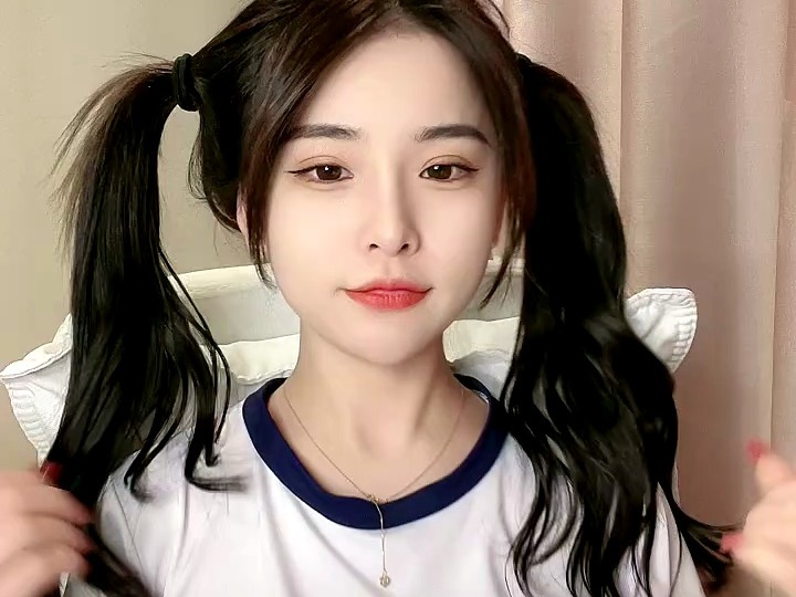 快手-仙女的江山_2021-10-17- 可御姐可萝莉! 双马尾