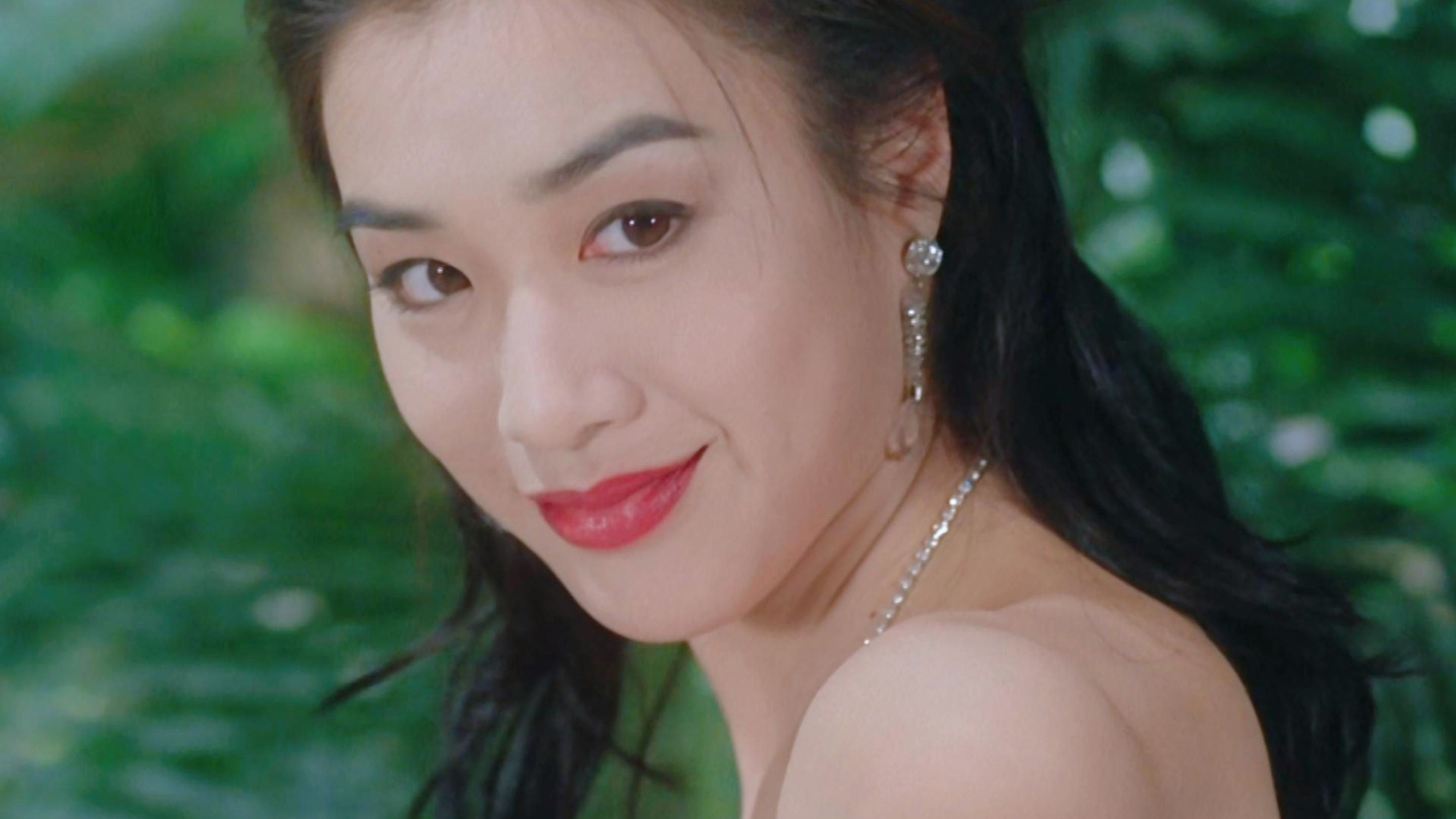 "港片女神"钟丽缇,你最喜欢她的哪个角色