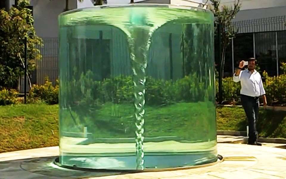 【漩涡】院子里的另类喷泉~ 大漩涡!