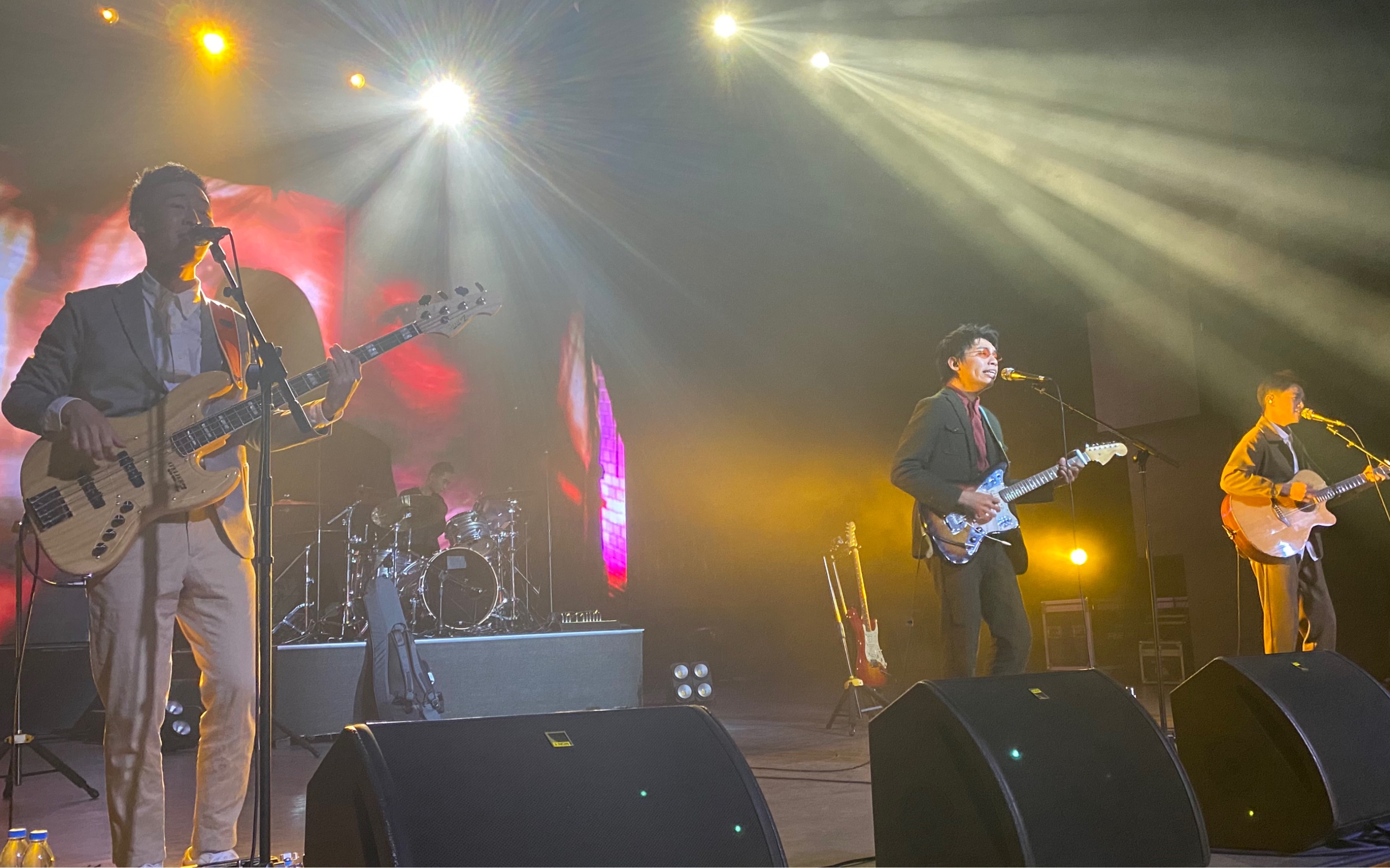 活动作品椅子乐团天津巡演伯元被cue到的一段互动