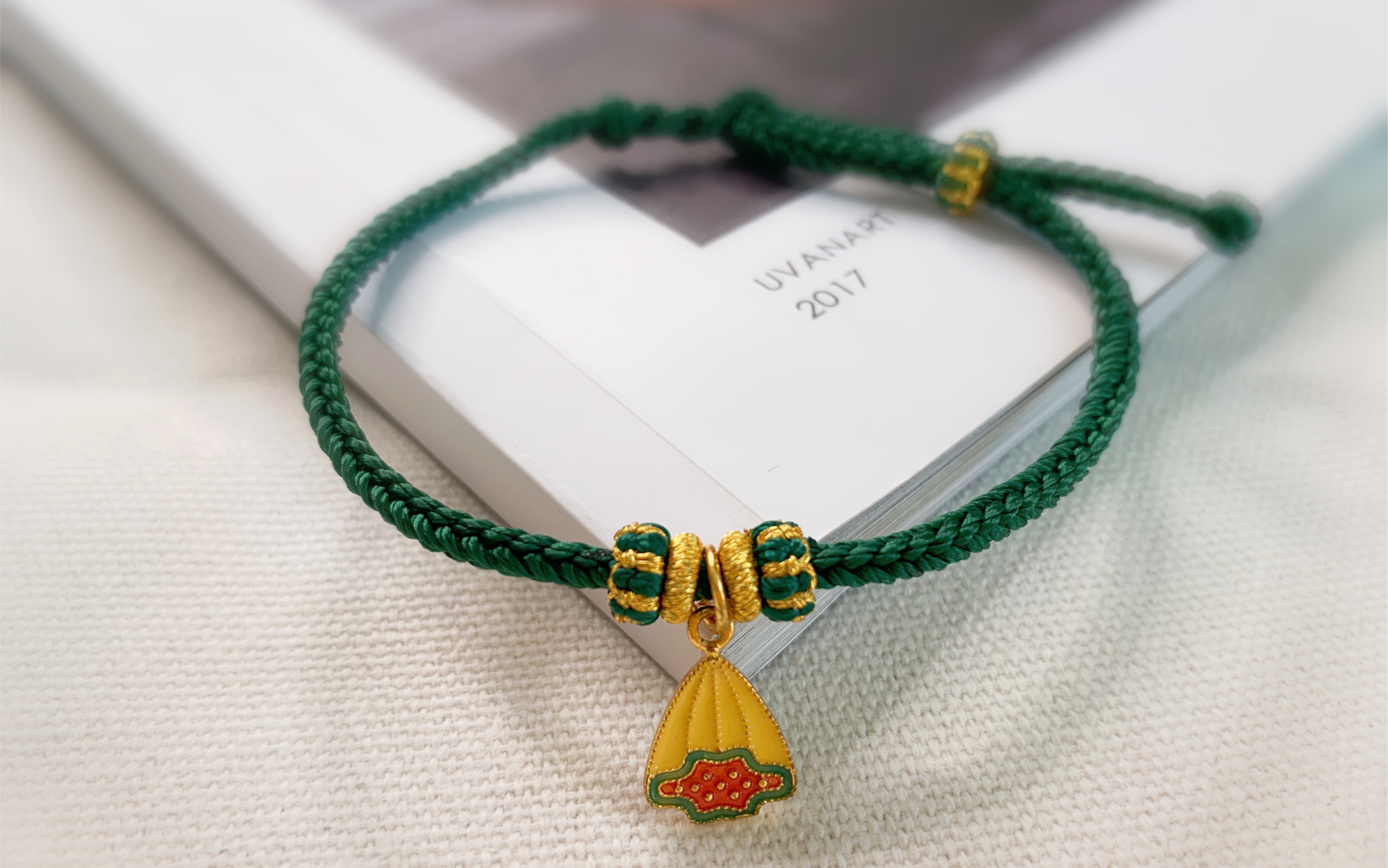 【编绳教程】莲花八股辫手绳 尾扣这样做再也不怕编长了或编短了